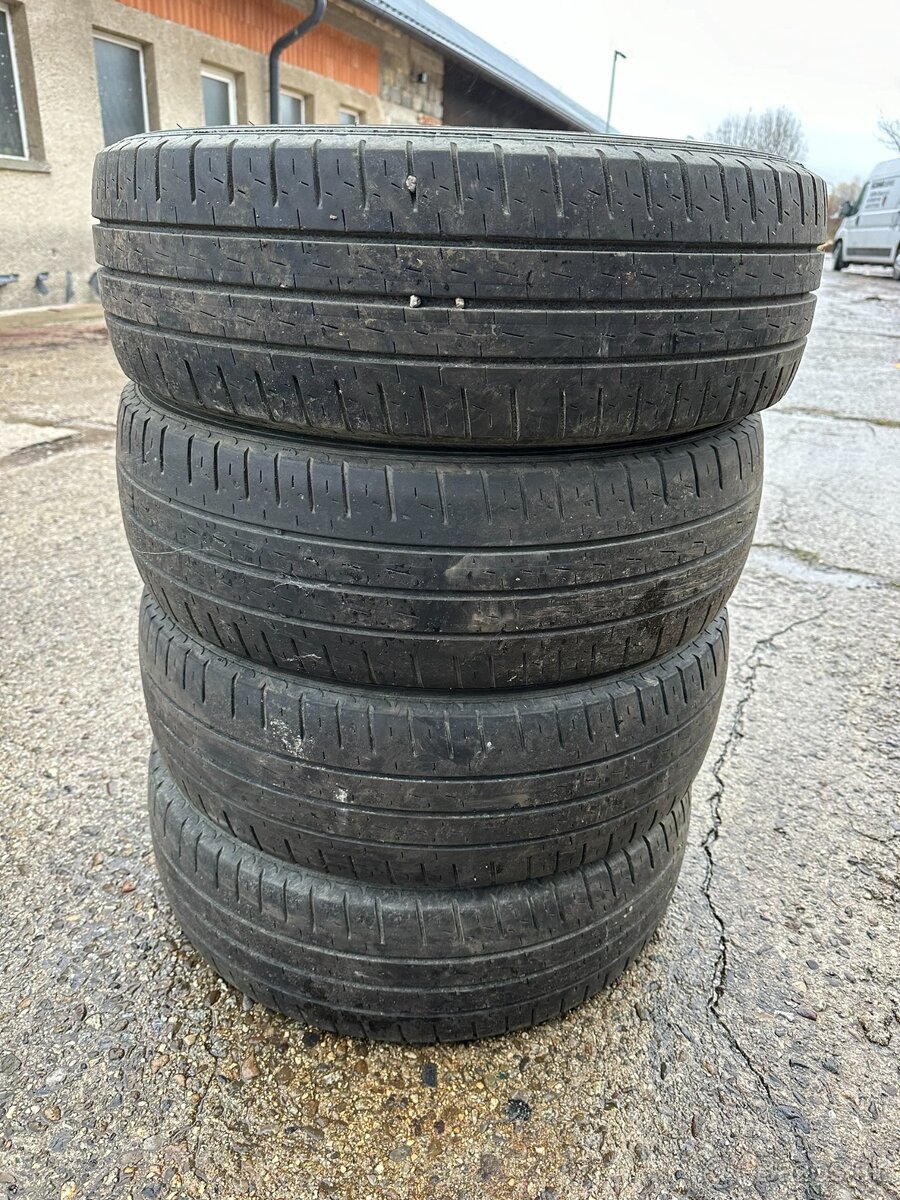 215 / 65 R16C