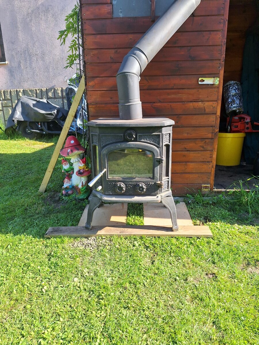 Liatinová krbová pec 10kw