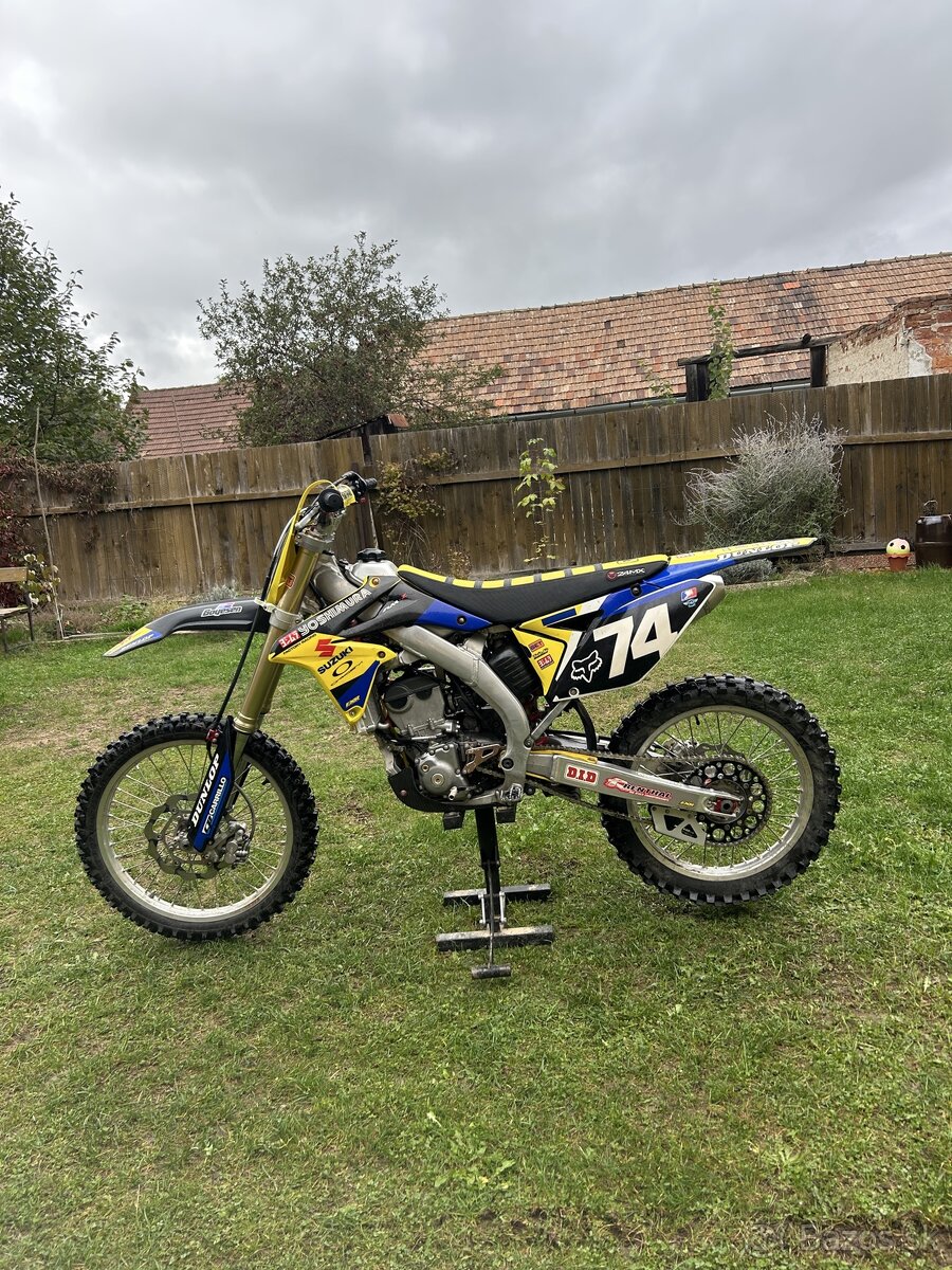 SUZUKI RMZ 250 CENA 3000€ DO KONCA TÝŽDŇA