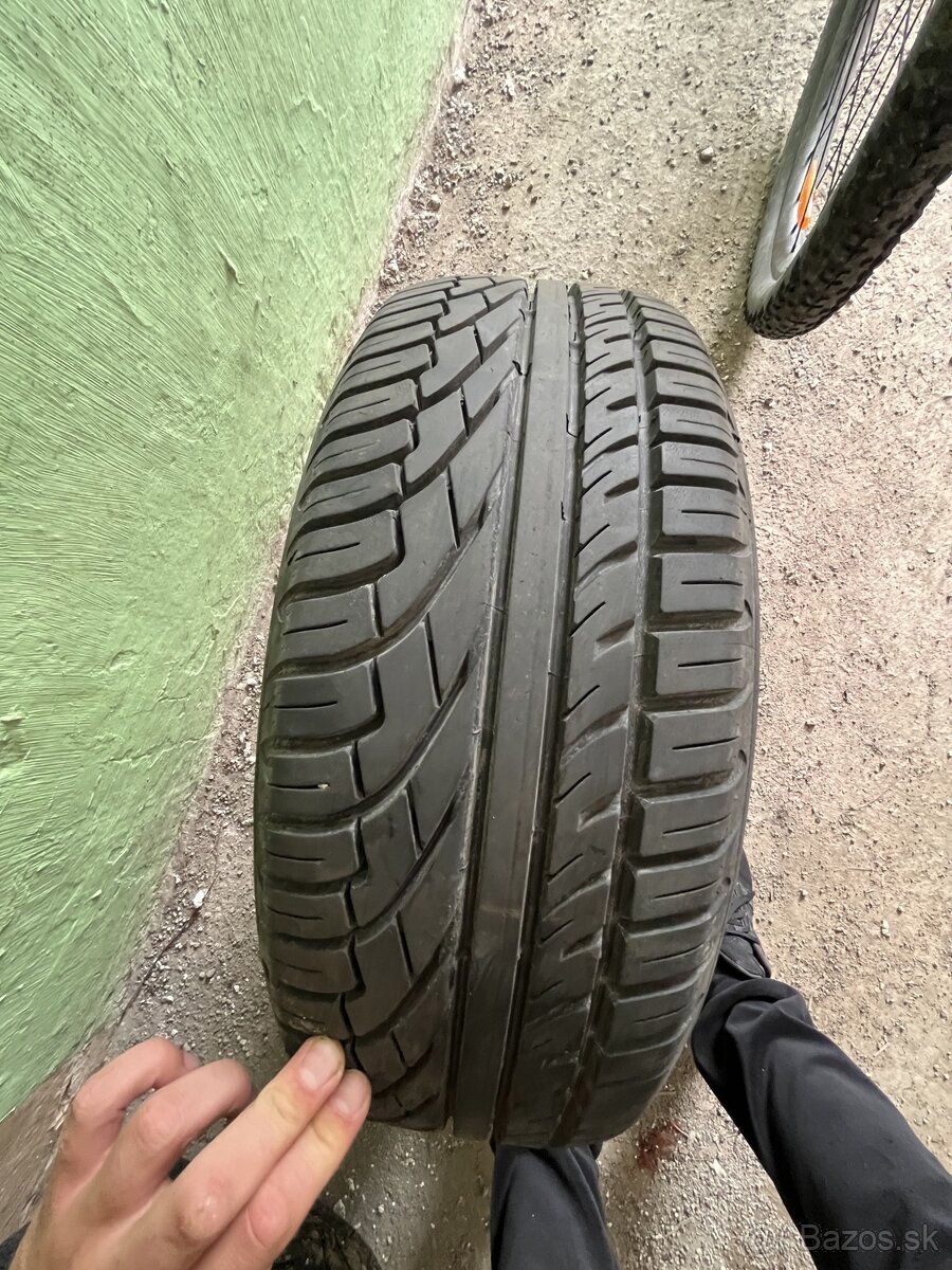 Zimná pneumatika michelin r14