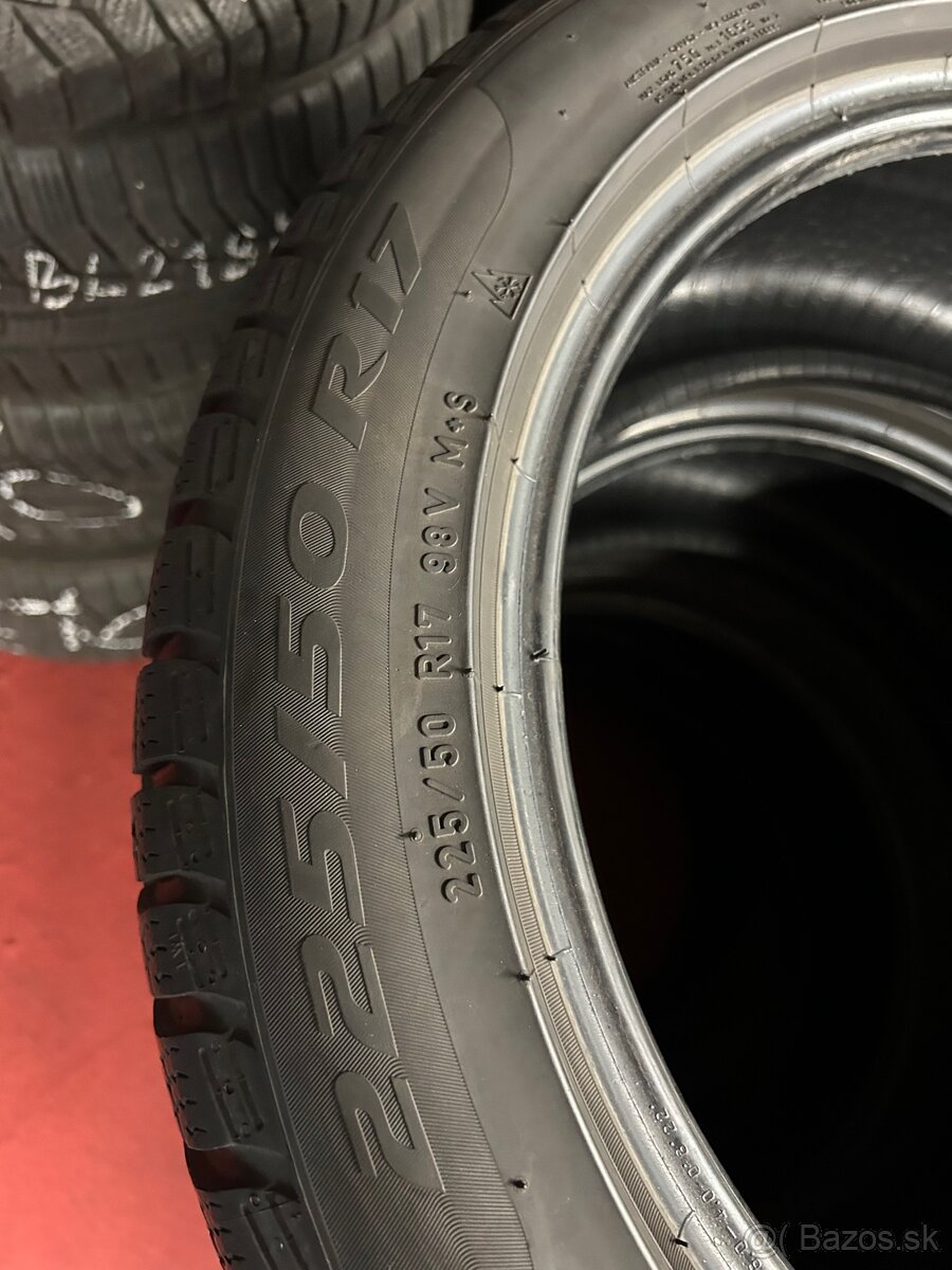 225/50/17 Pirelli