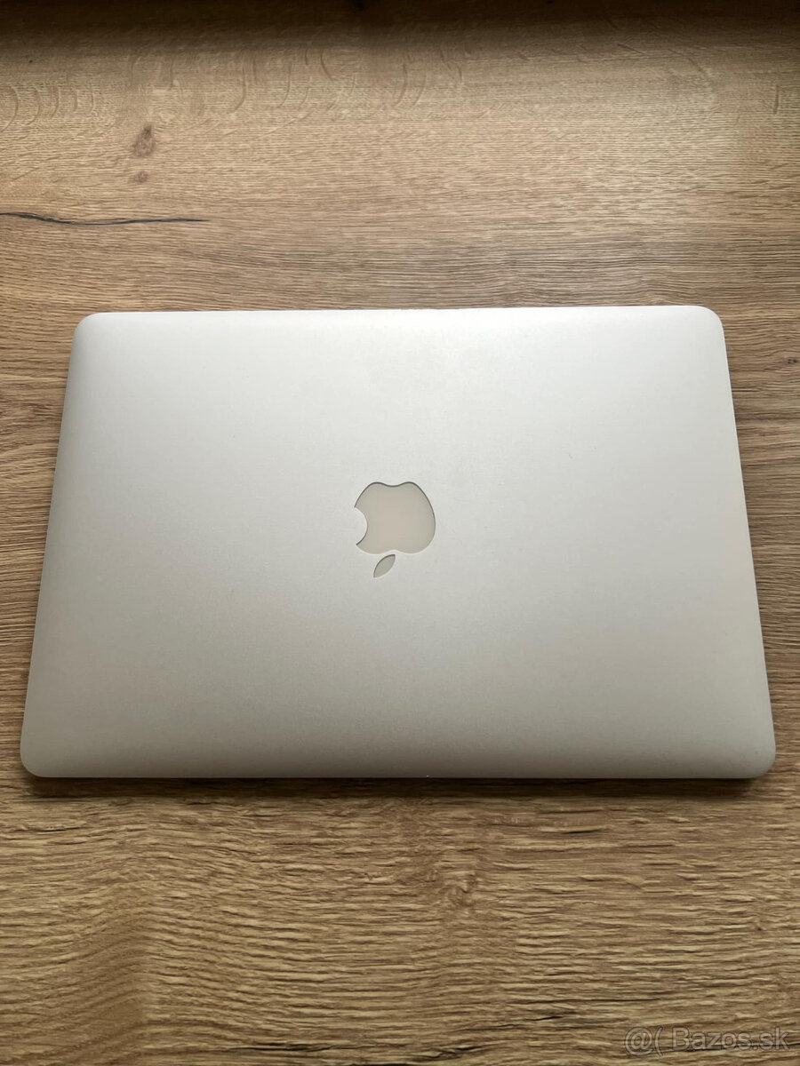 Macbook Air 13" 2017, i5, 8GB RAM, 128GB SDD A1466