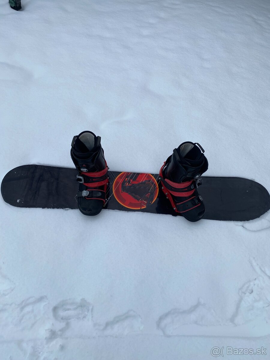 Predám Snowboard