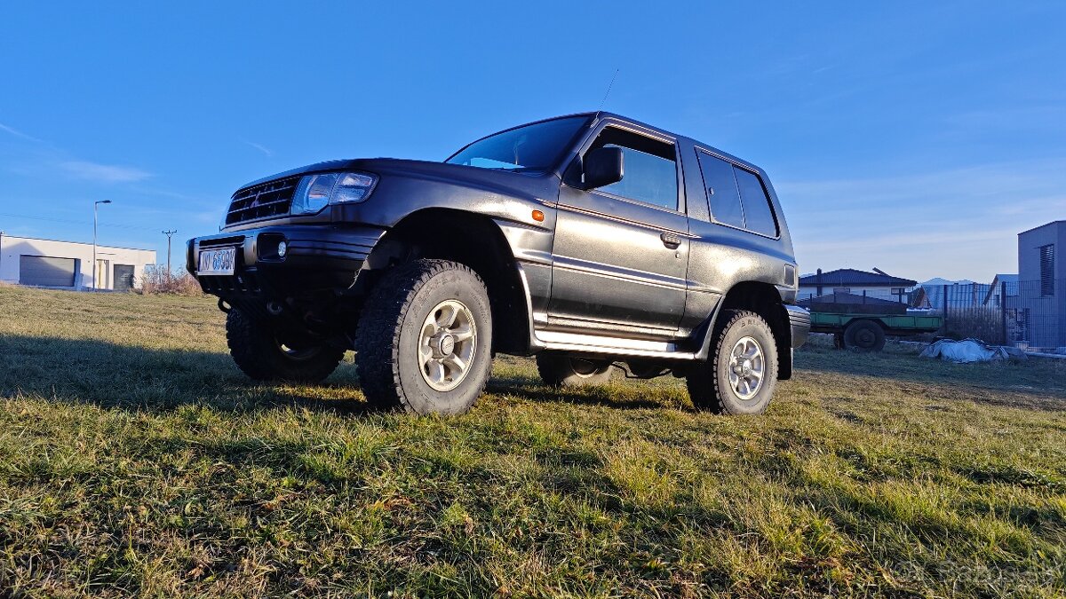 Mitsubishi Pajero Classic 2.5td