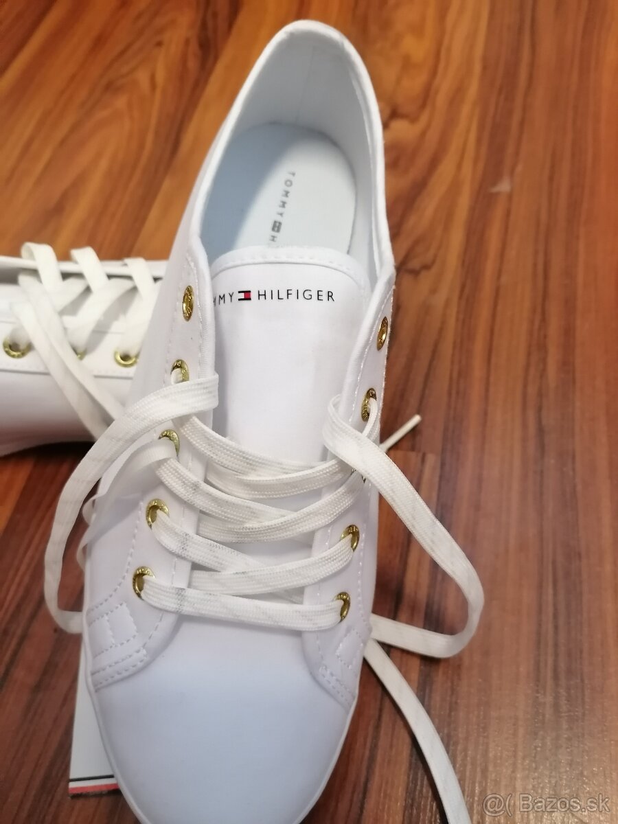 Tenisky plátené Tommy Hilfiger