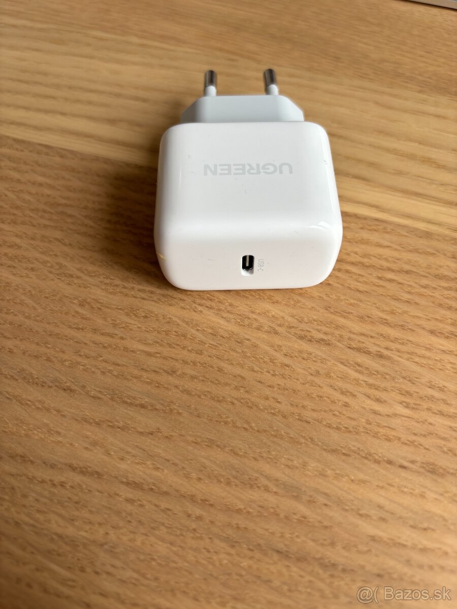 Rýchla nabíjačka Ugreen USB C 30W