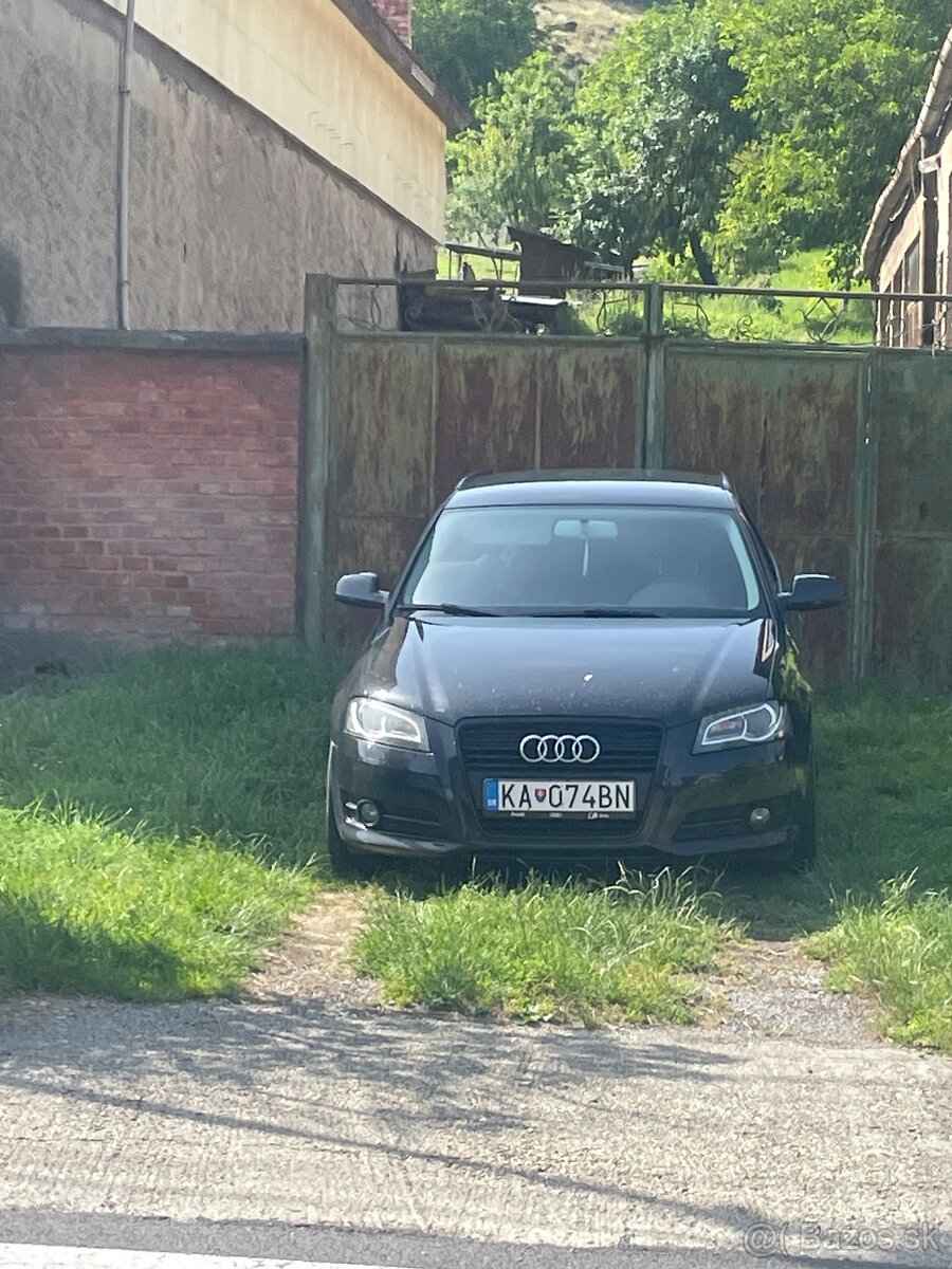 Audi a3 2011 predná maska