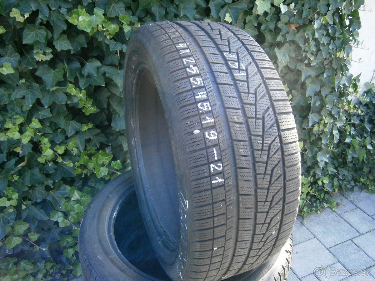 Predám 4x zimné pneu Hankook HRS 255/45 R19 104VXL