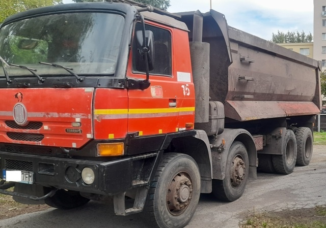 Tatra 815 8x8 sklapač