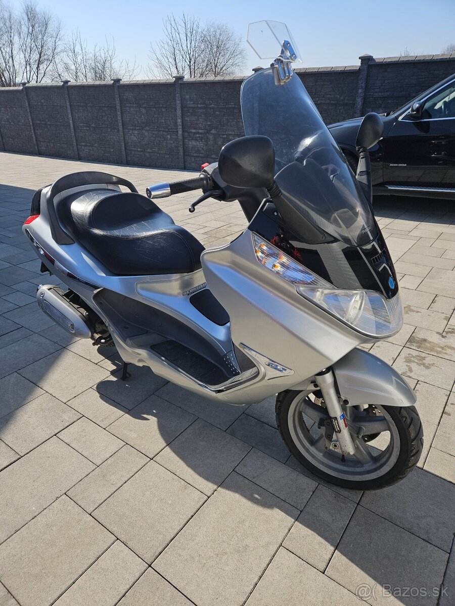 Piaggio X8 125cm3