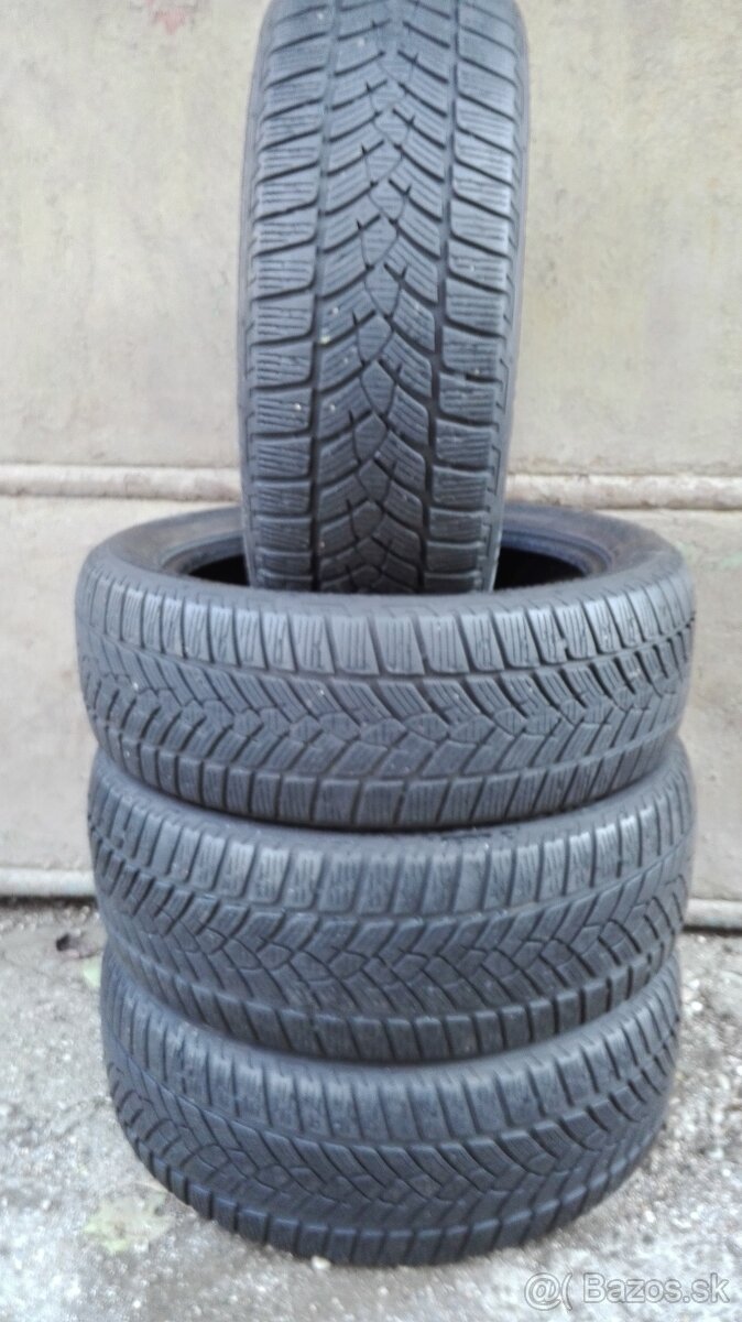 Predám 4-Zimné pneumatiky Fulda Control 205/55 R17