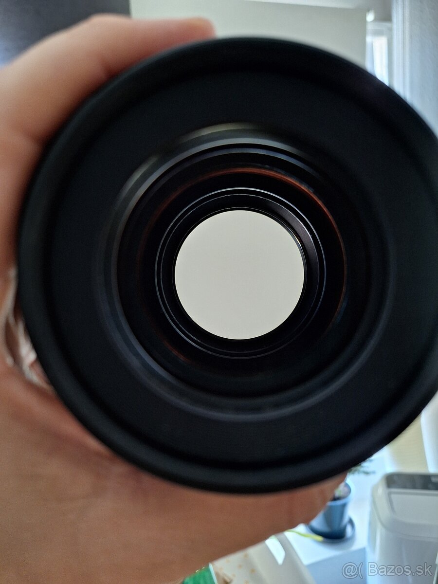 Samyang AF 85mm F/1.4 EF