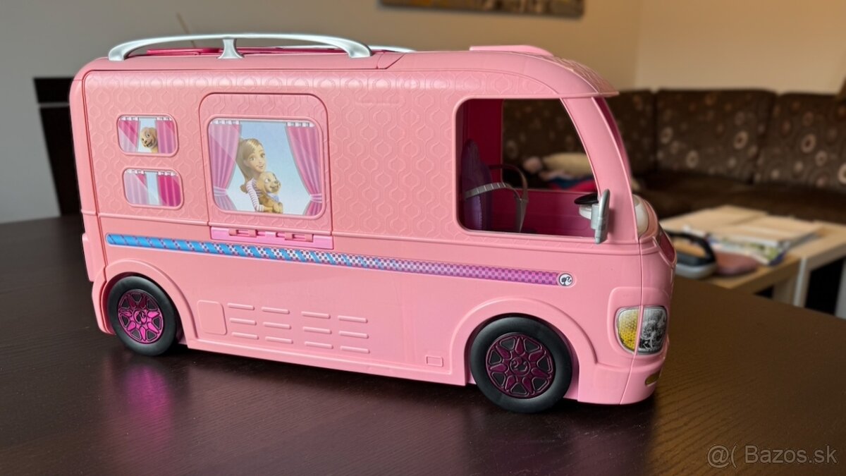 Barbie Karavan s príslušenstvom