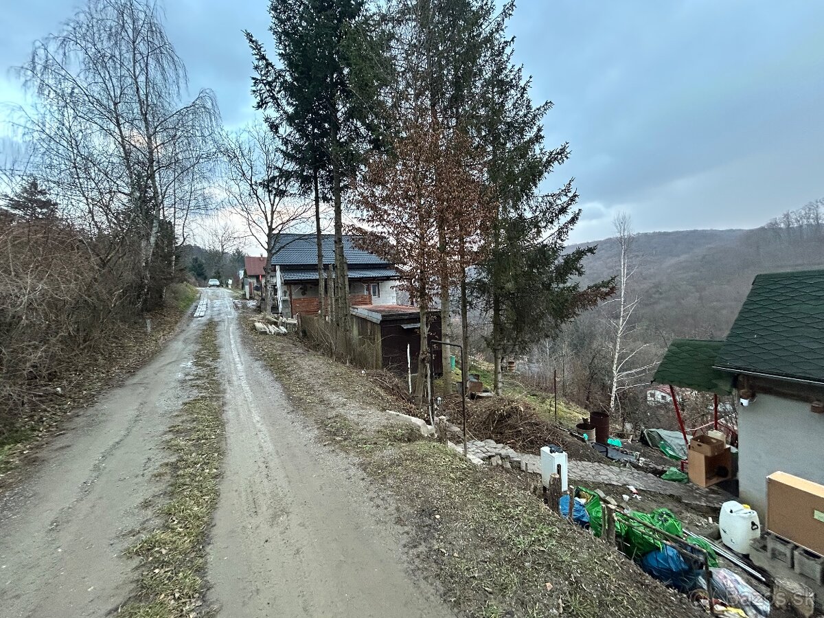 Stavebný pozemok Nizny Klatov ( Gruby) 451 m2