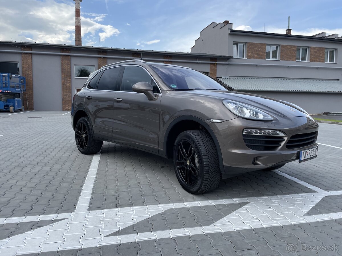 Porsche Cayenne S 4.8 LPG + benzín