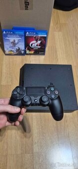 PS4 Pro 1TB aj s ovladačom + 3 hry