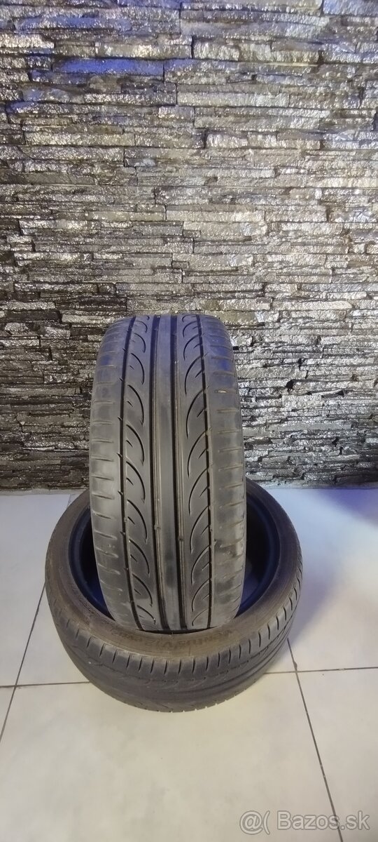 Hankook Ventus V12 evo2  215/40/17 (87Y)