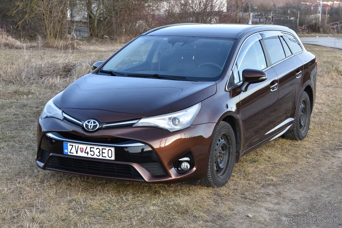 Predám Toyotu AVENSIS r.v. 2016