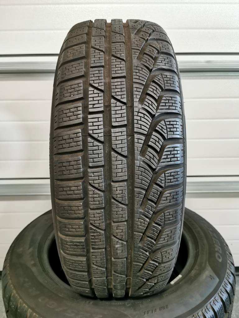 Pirelli Runflat 225/60 R17 99H zimné pneumatiky