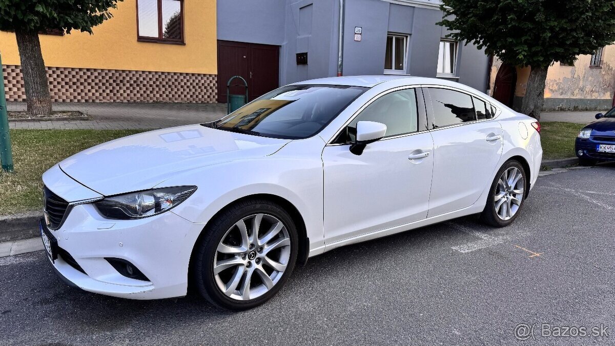 Mazda 6 2.2D Revolution TOP vybava TOP stav 2013