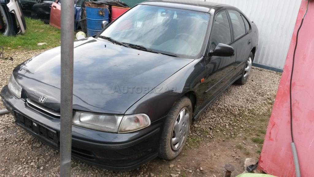 Predám kapota nárazník čelo Dvere Honda accord 92-96