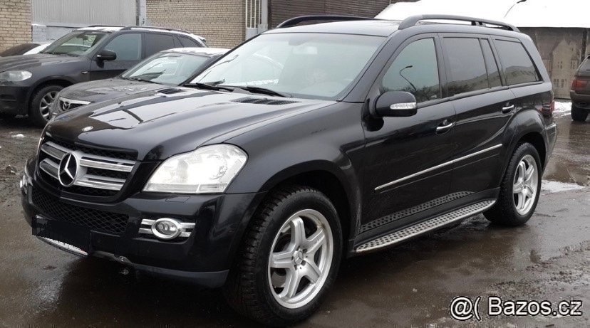 Nahradní díly na x164 Mercedes GL