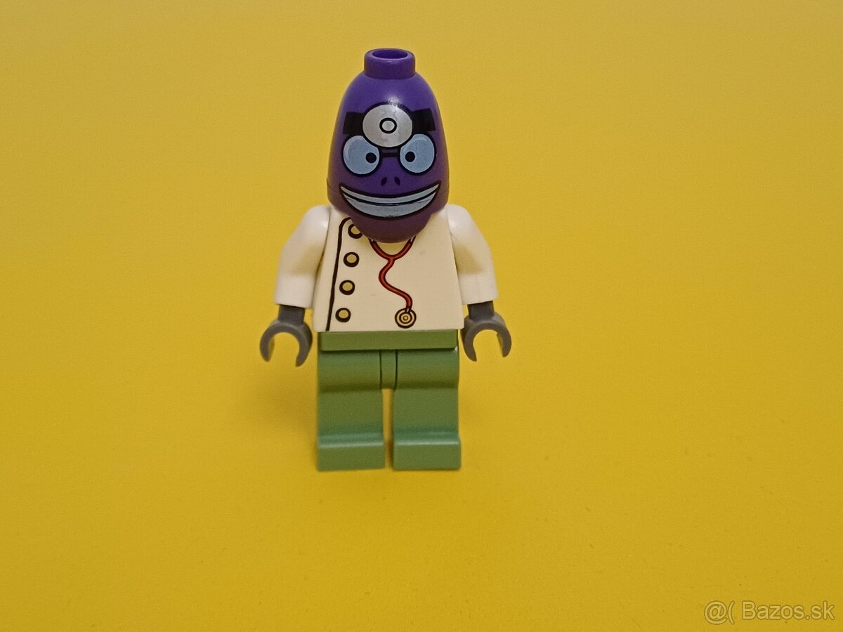 Lego  Spongebob Emergency Room Doctor