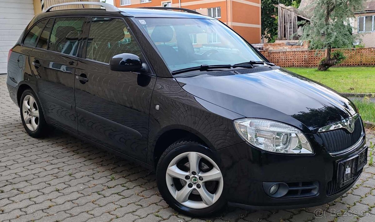 ŠKODA FABIA II 1.4 16V COMBI ELEGANCE