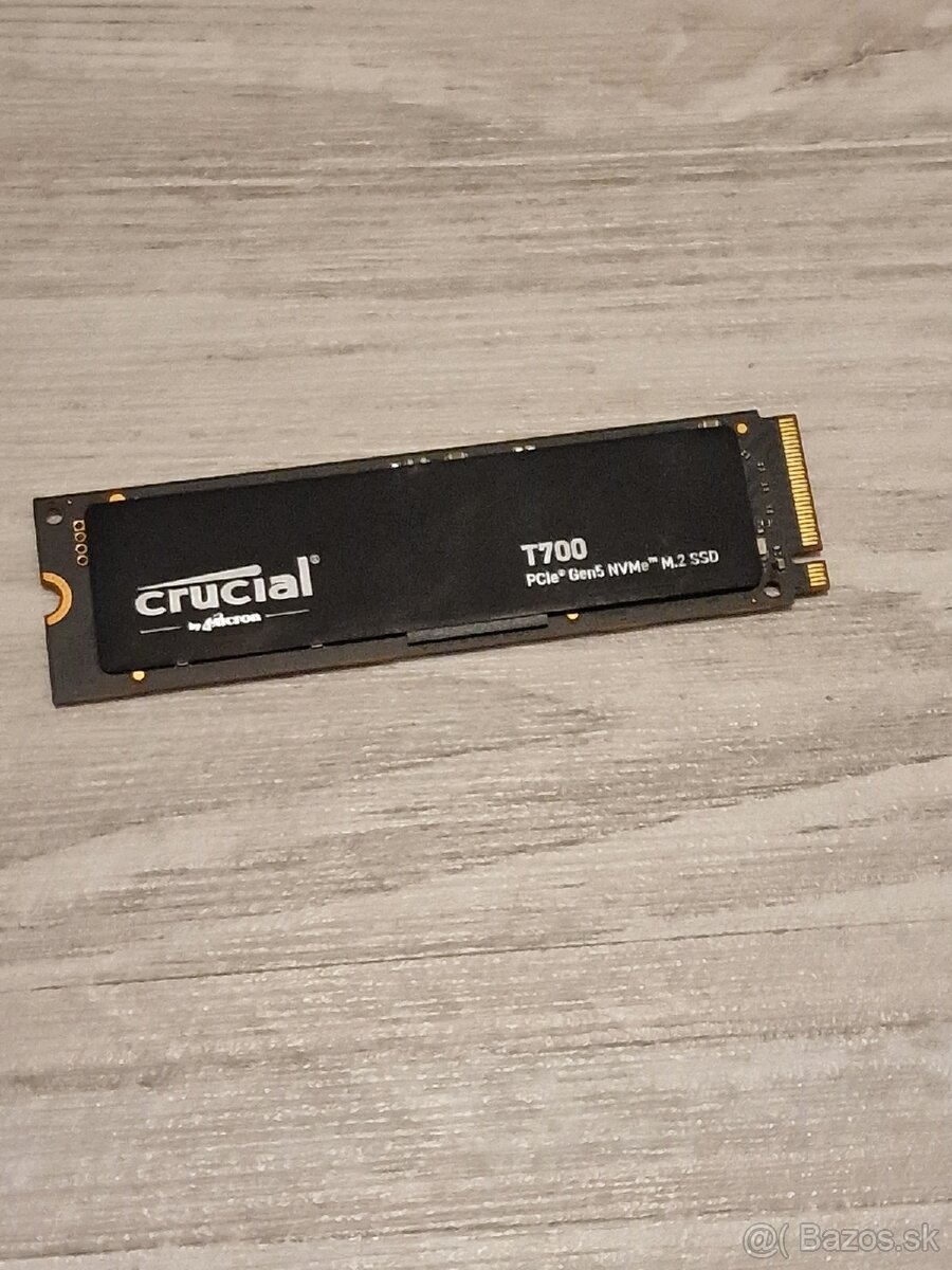 Lacno predám PCIE GEN 5 Crucial T700 1tb