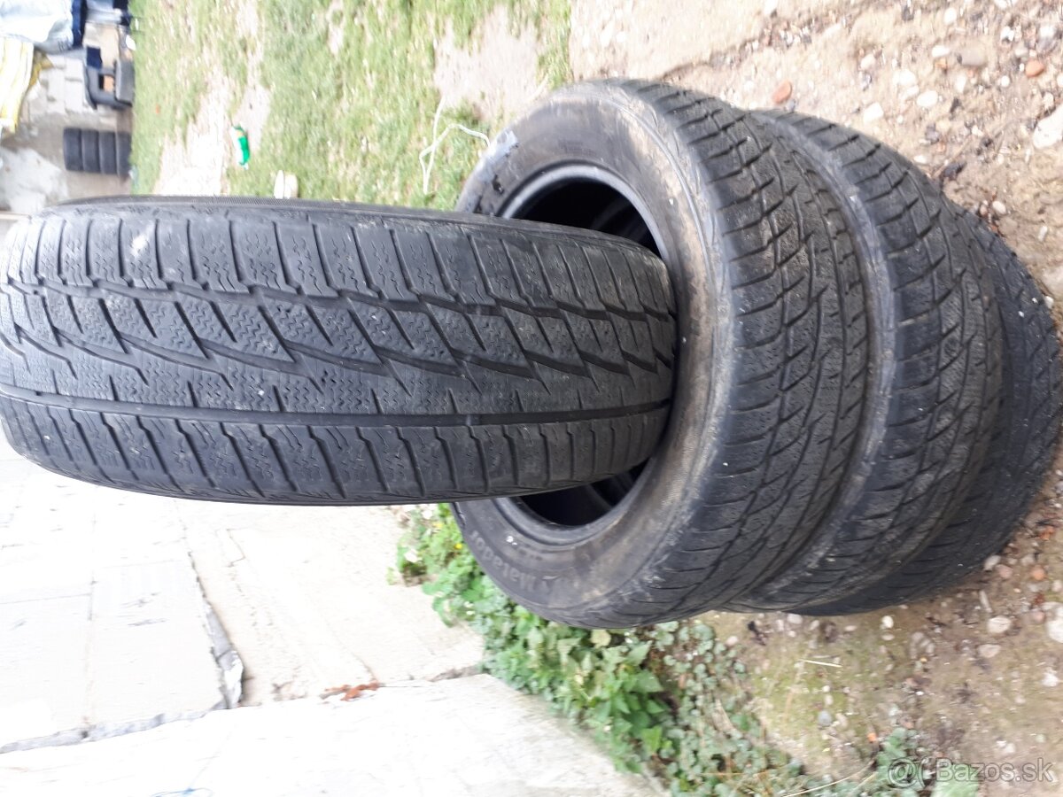 Predam preumatiky 205/55r16 zimne