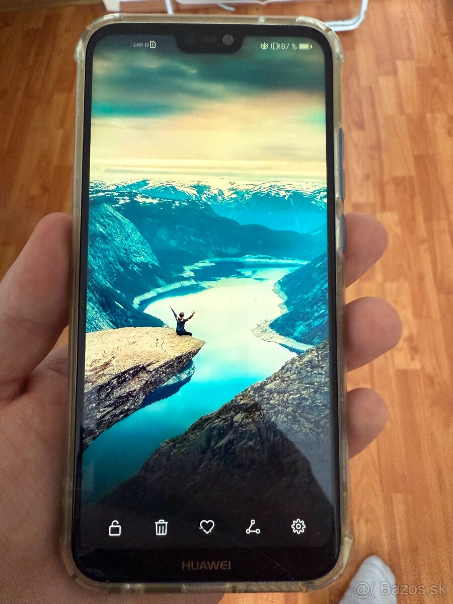 Predám Huawei P20 Lite 64GB Dual Sim Blue