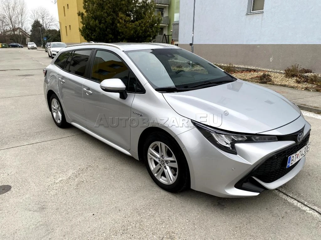 Corolla combi 2.0 hybrid