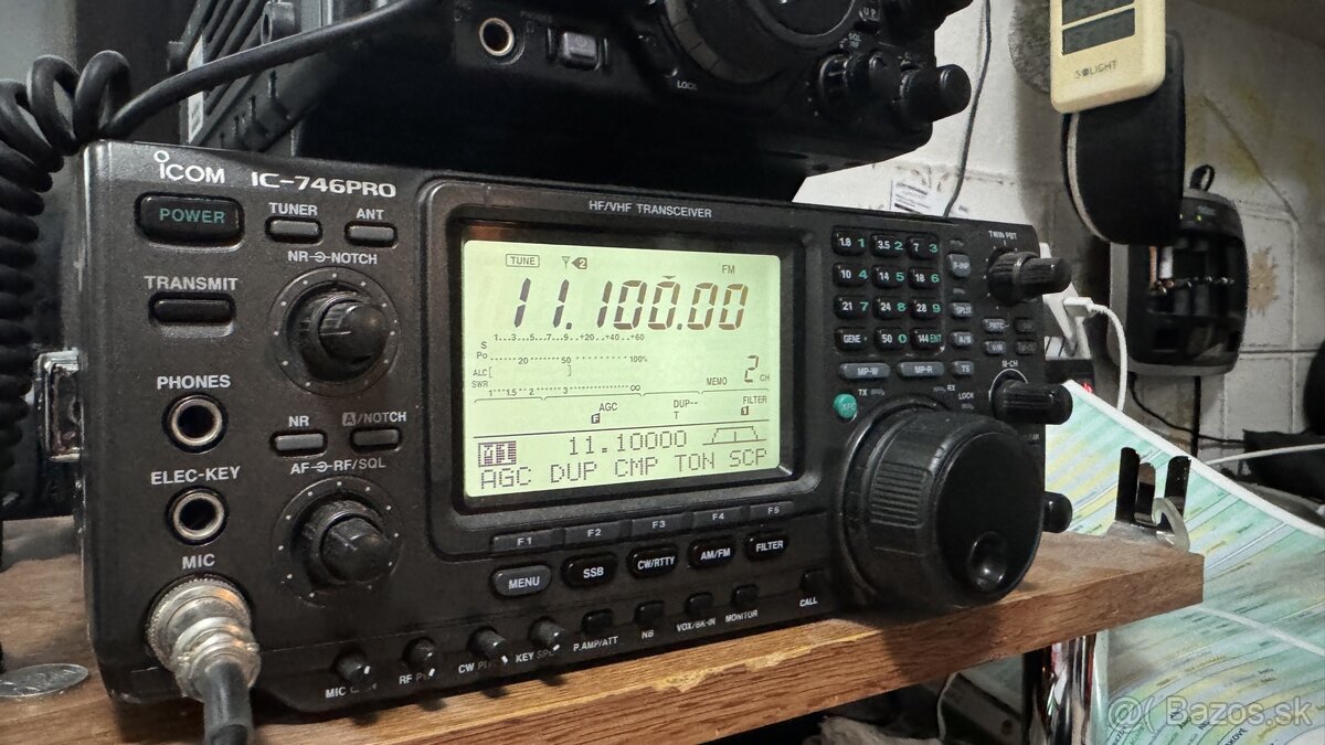 ICOM IC-746 Pro