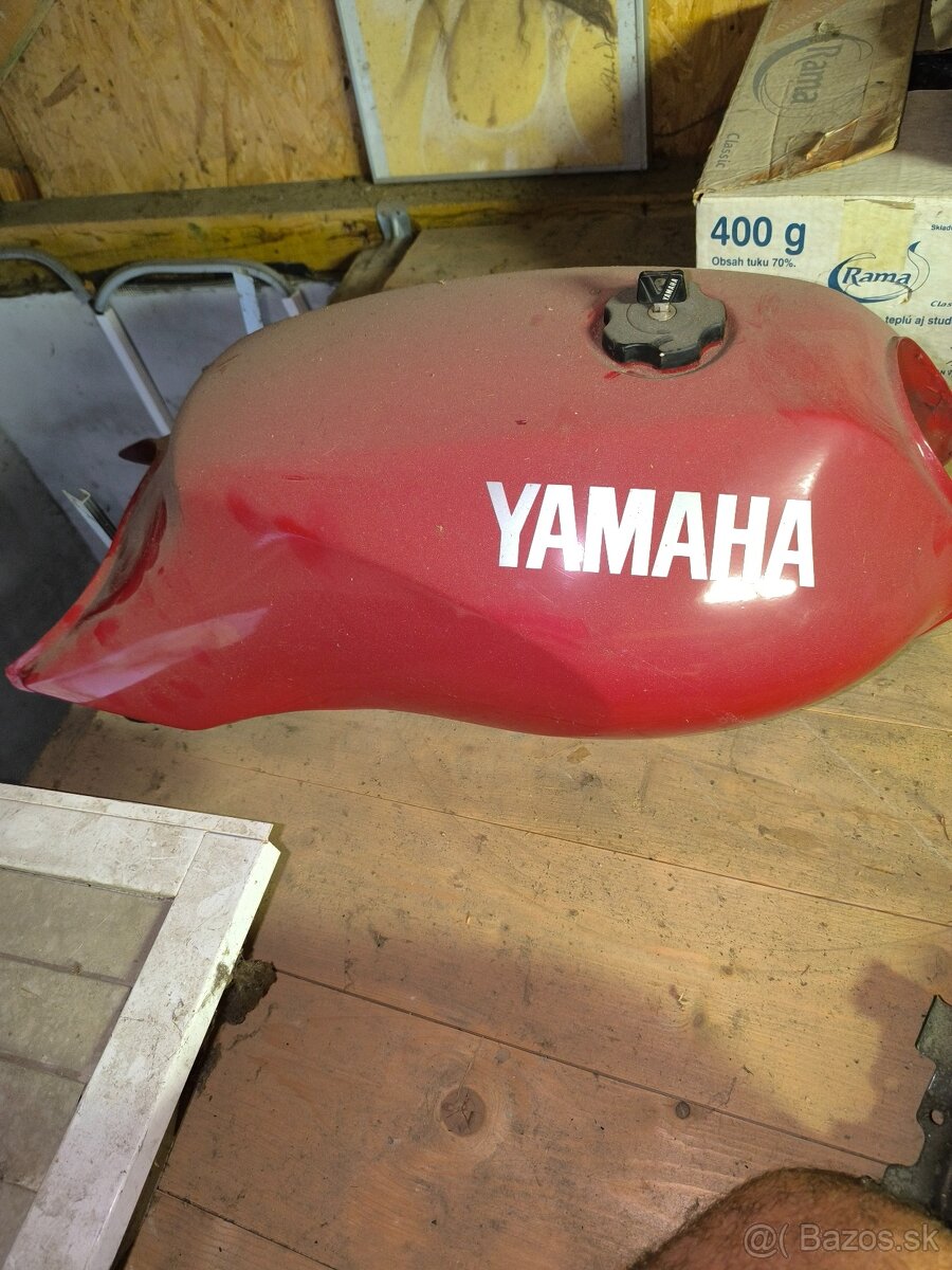 Nádrž Yamaha