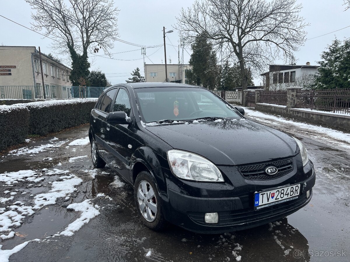 Kia Rio 1.4 Benzin + LPG