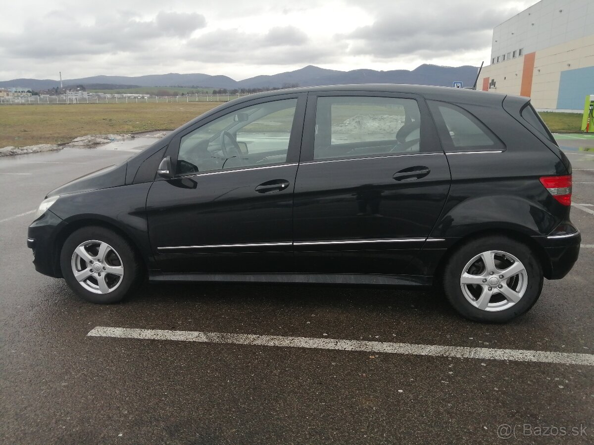 Mercedes Benz B 150 automat