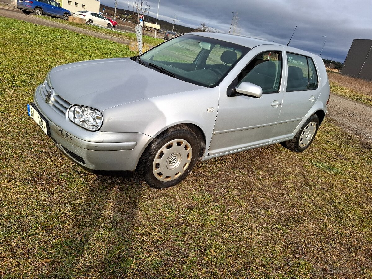 VW Golf IV  1.9 TDI 66kw/90PS Klima Model 2002 ,