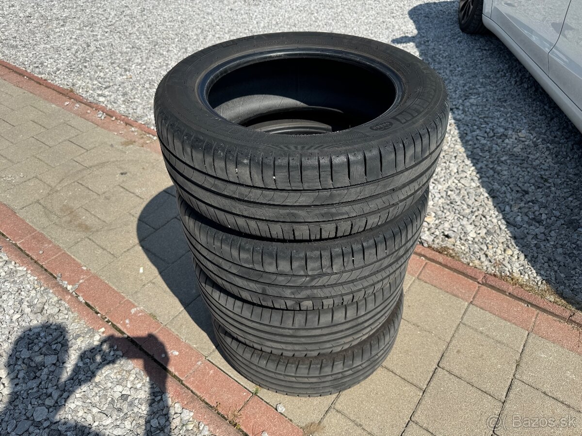 Pneu 205/55 R16