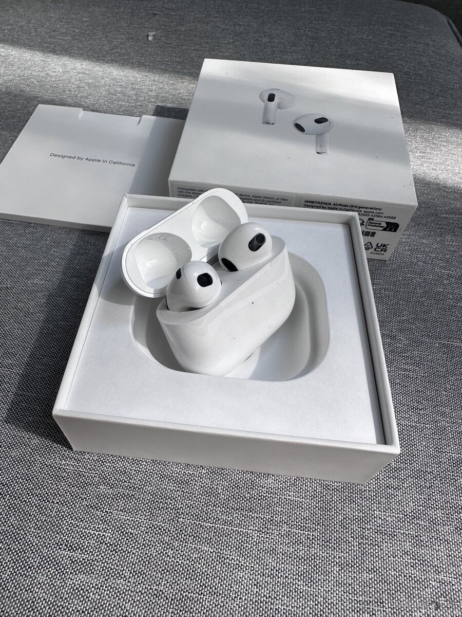 Apple Airpods 3. generácia