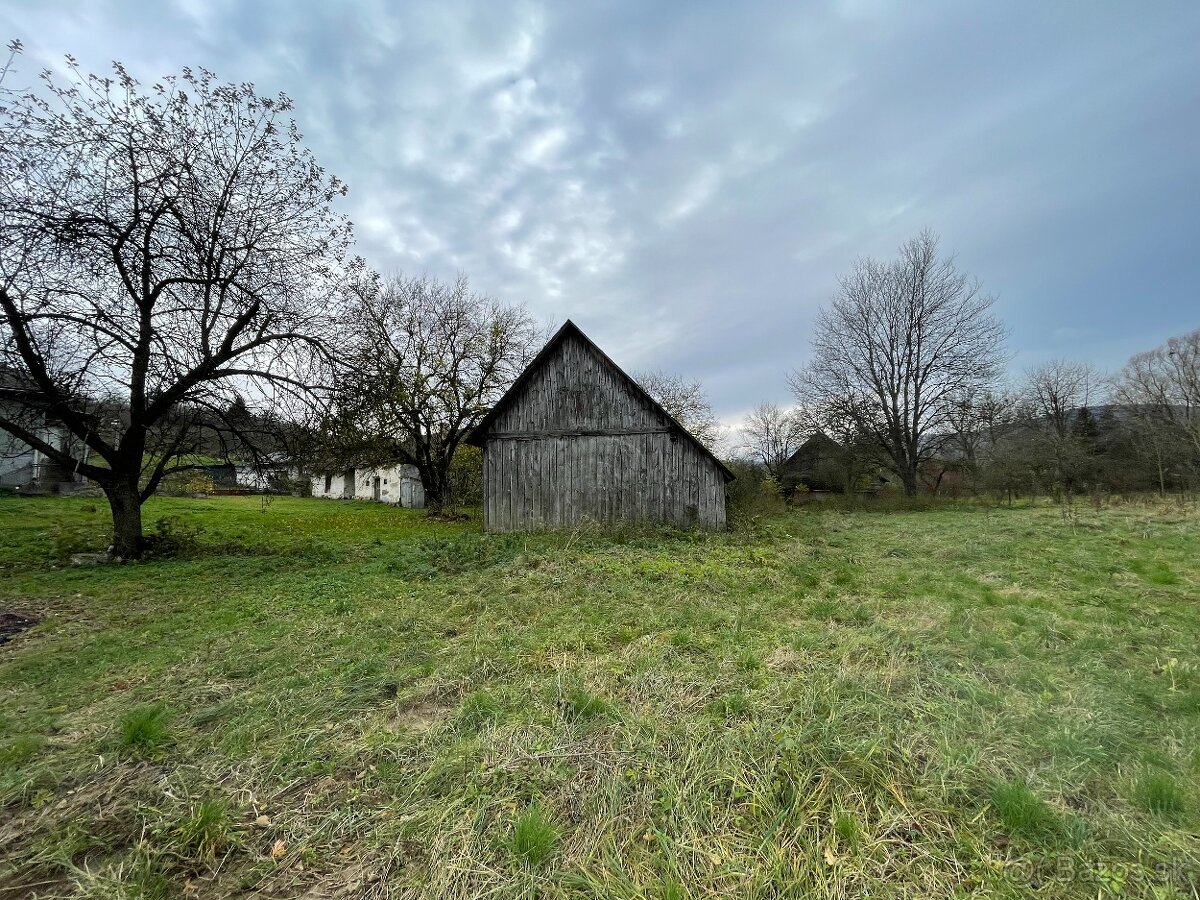 Stavebný Pozemok na výstavbu 900m