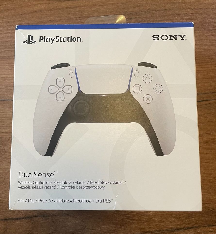 PlayStation 5 DualSense