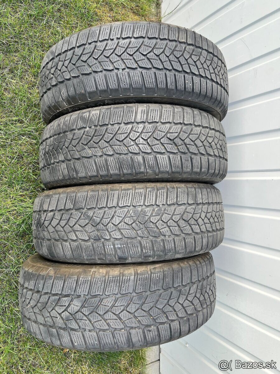 Zimne pneu 185/60 R15 Firestone