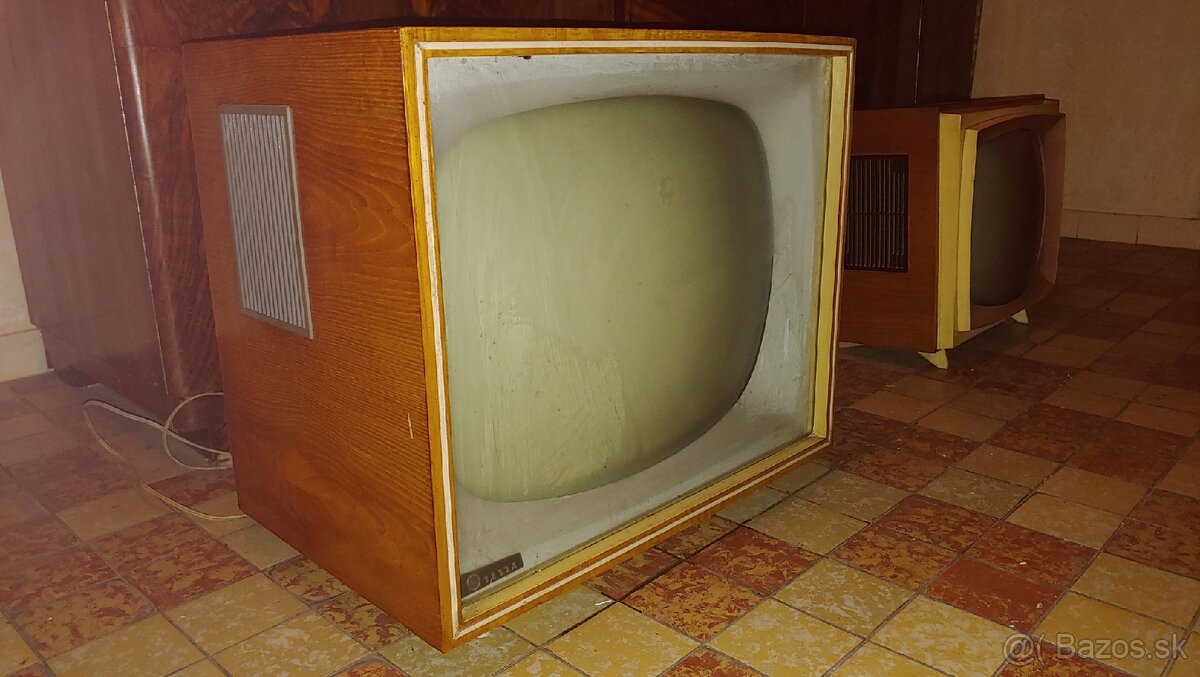 CRT Televízor Tesla