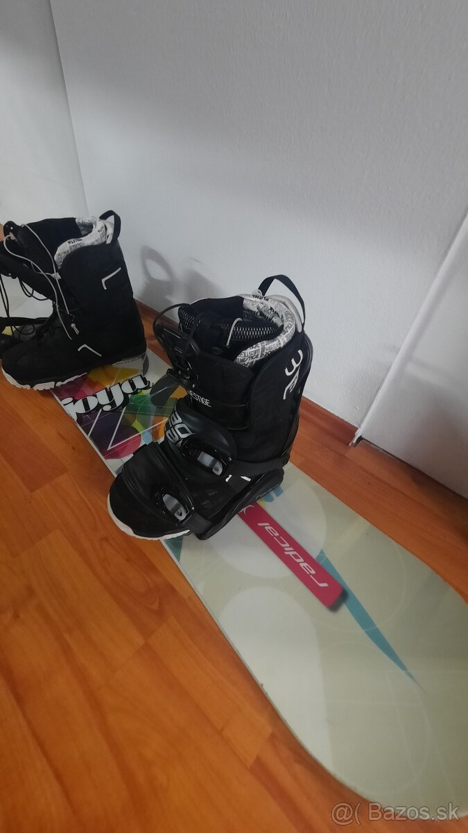 Snowboard 156 + topánky 42