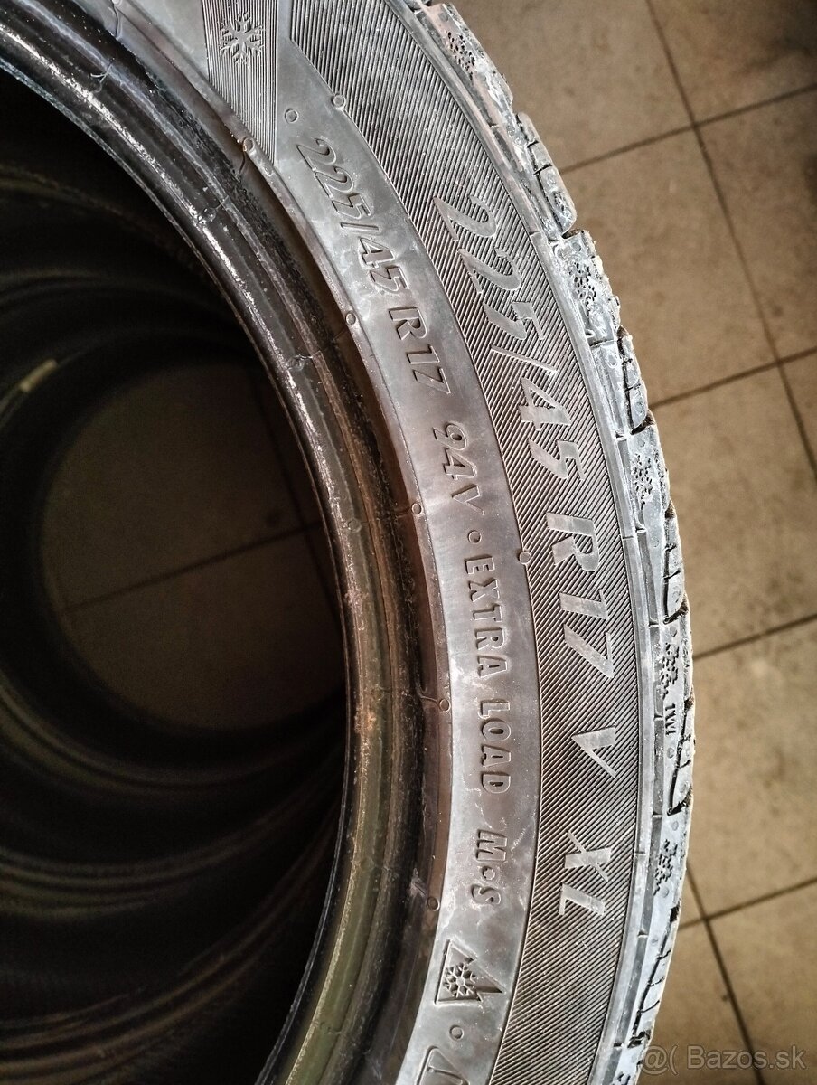 225/45R17 zimné