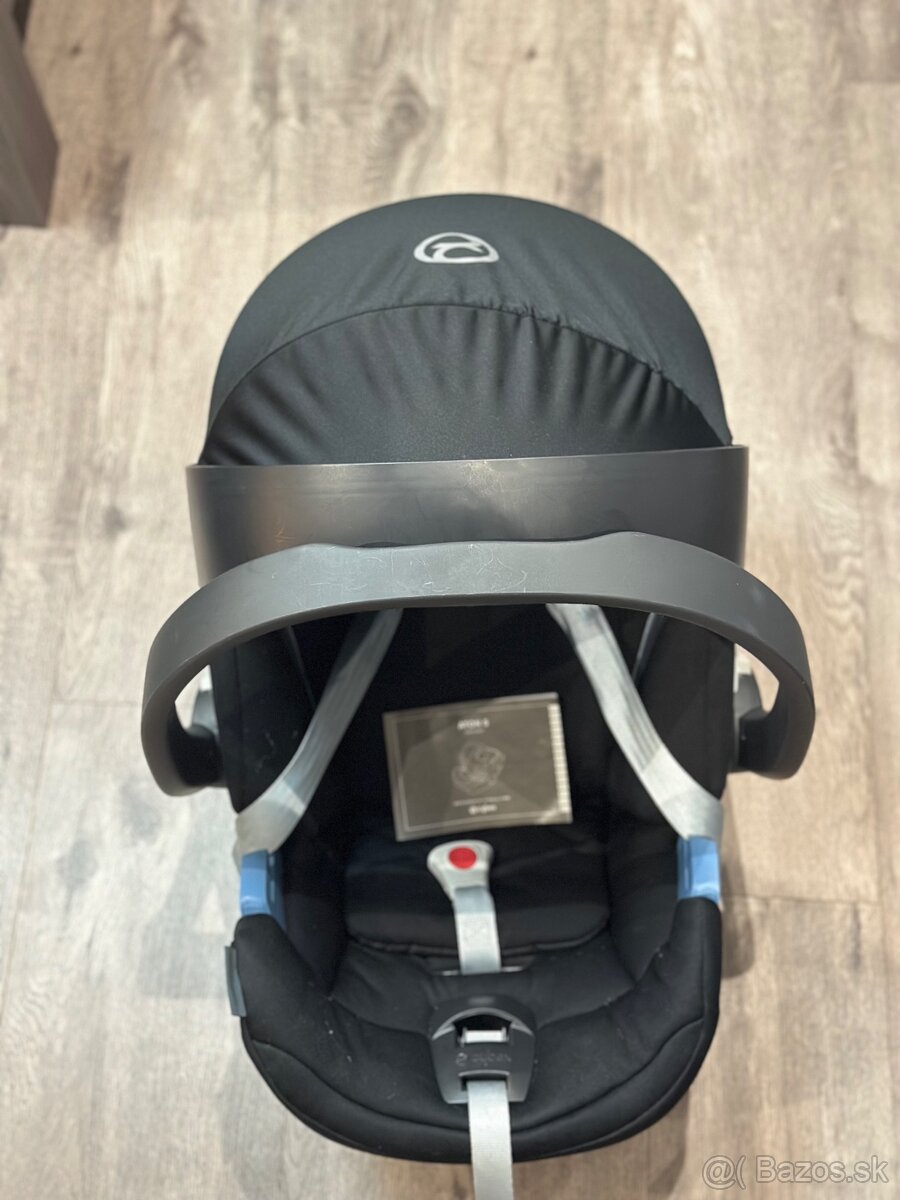 Cybex aton 5