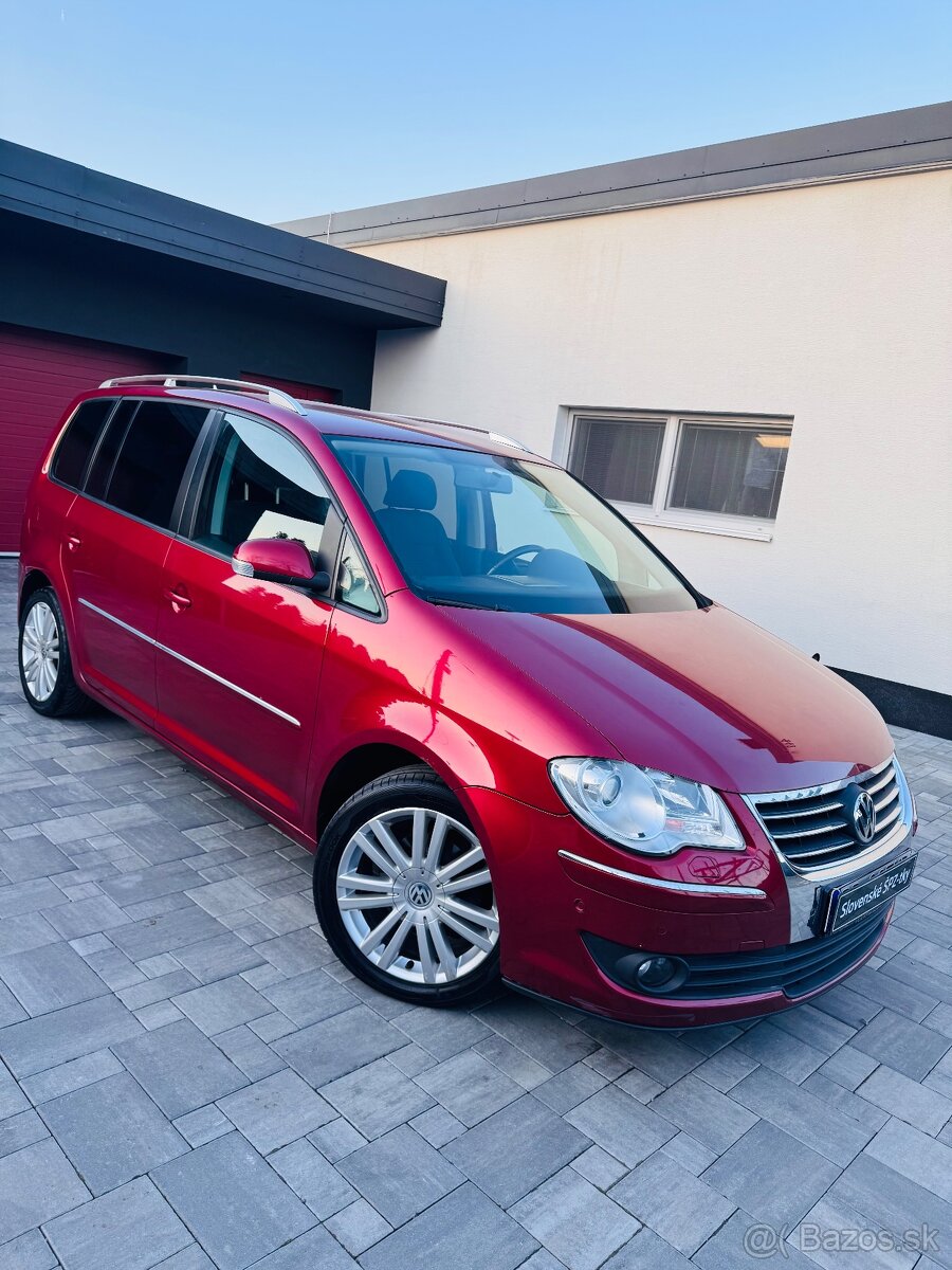 Volkswagen Touran 7miest 2.0tdi 103kw