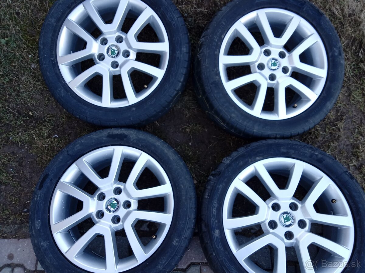 Predám 17"5x112 ET 45 Škoda Octavia, Scout,Karoq elektrony