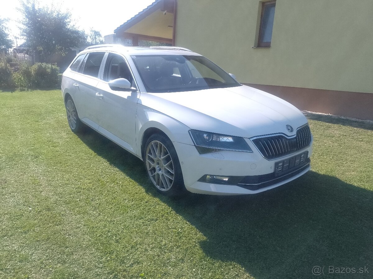 Predám 4x4 Škoda Superb 3 combi ročník 2016 DSG