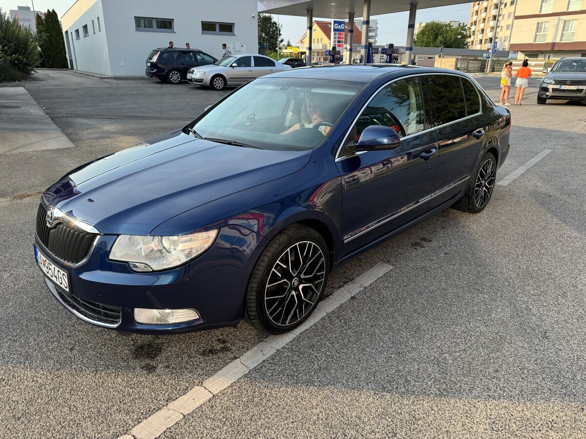 Skoda superb 3.6 V6 4x4 191kw